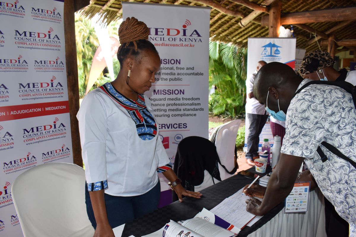 Media Complaints Commission Showcases at Lawyer’s Conference